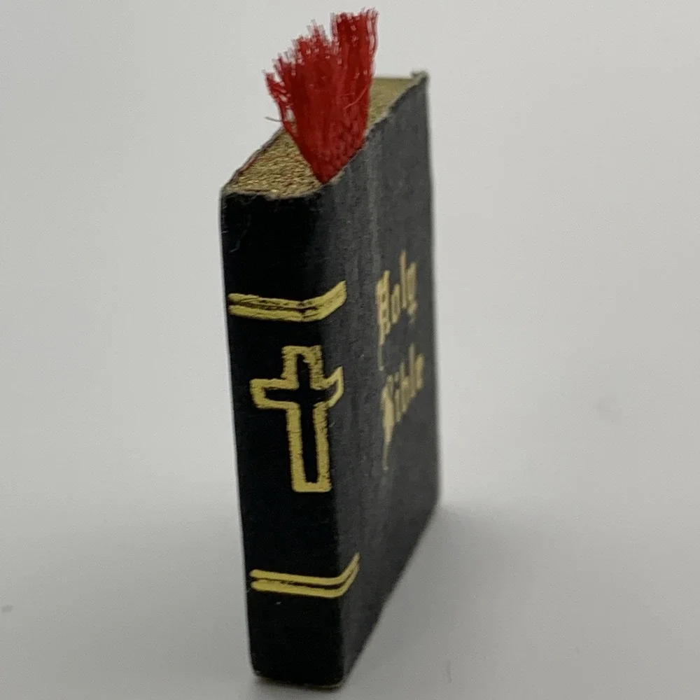 Doollhouse Dolls House Mini Bible Book 1/12th Scale Church Black DISPLAY ONLY